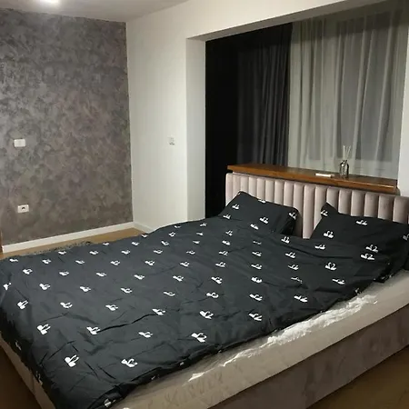 Apartment L&a - Circumvalatiunii *